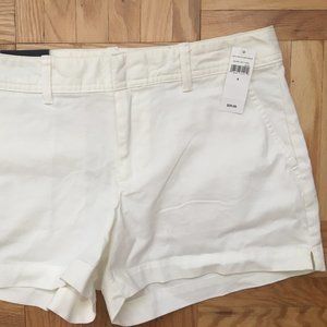 Gap White City Shorts Size 4 (NWT)